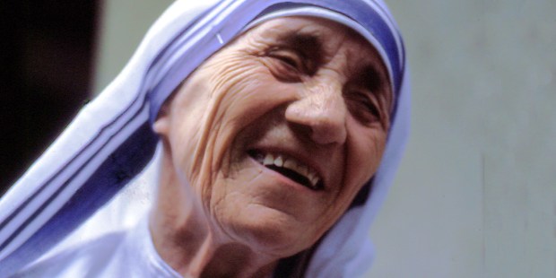 [VIDEO] Sainte Mère Teresa, une vie au service des pauvres - Fêtée par l'Église le 5 septembre Web3-mother-teresa-nun-wikipedia