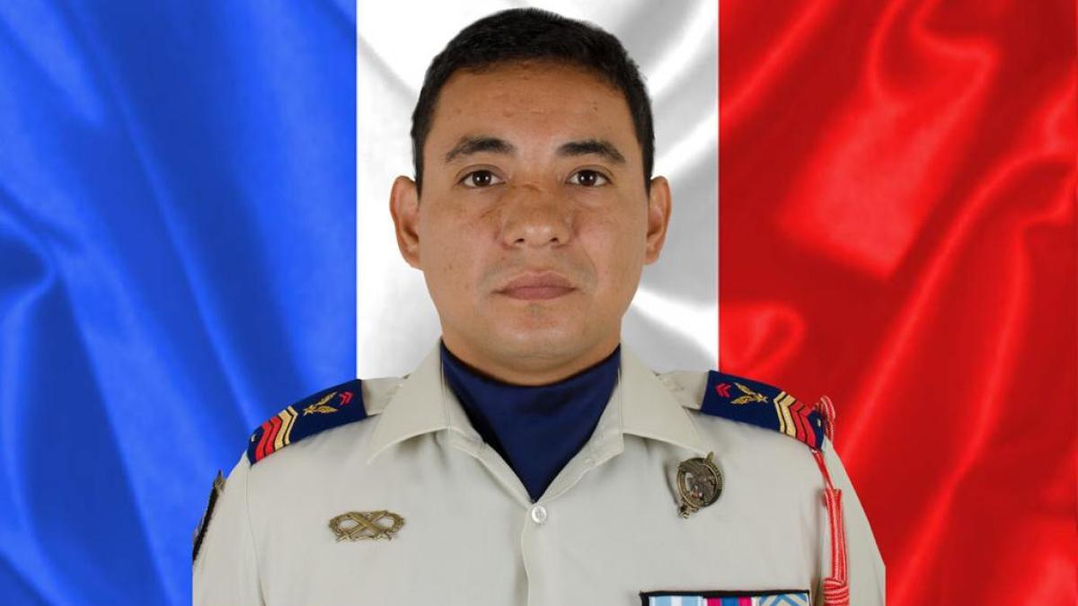 web2-soldat-mali-ministere-aux-armees.jpg