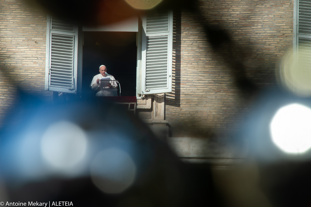 POPE ANGELUS