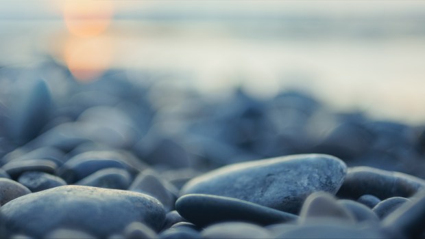 Cailloux sur une plage