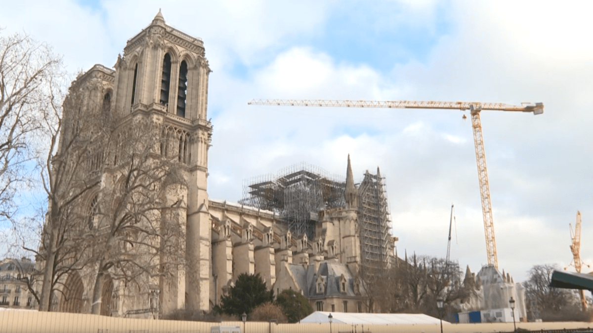 gru-notre-dame.png