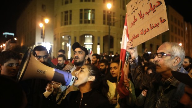 Les manifestants ne sont pas convaincus par la nomination d'Hassan Diab au poste de Premier ministre.