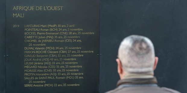plaque-monument-opex.jpg