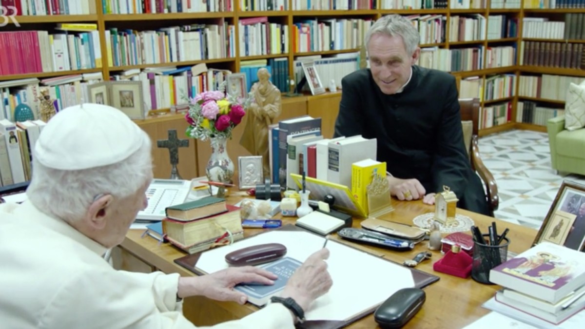 Benoît XVI a reçu la chaîne de télévision bavaroise Bayerischer Rundfunk, au sanctuaire Mater Ecclesiae.