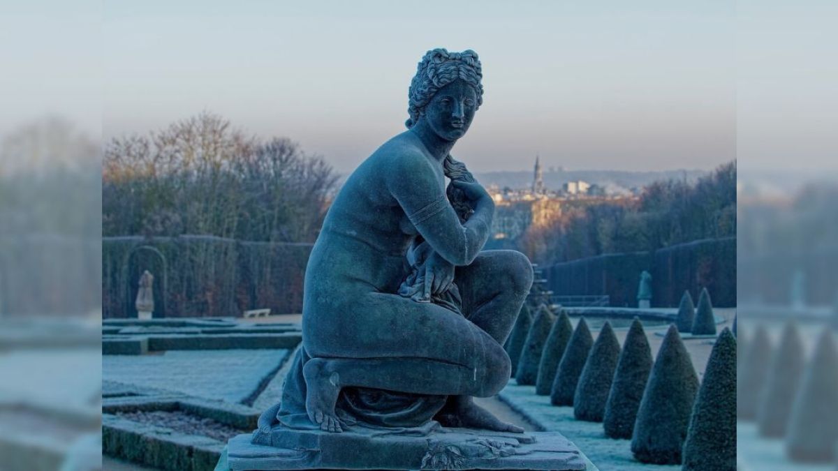 chateau-versailles.jpg