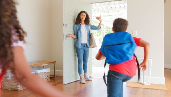 Cinq astuces pour partir à l’heure le matin