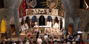 Quand les temps sont durs, vivre l’Église comme mystère de communion