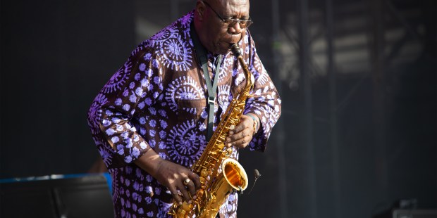 WEB2-MANU DIBANGO-Selbymay