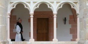 Douze femmes de plume dans les profondeurs de Cîteaux