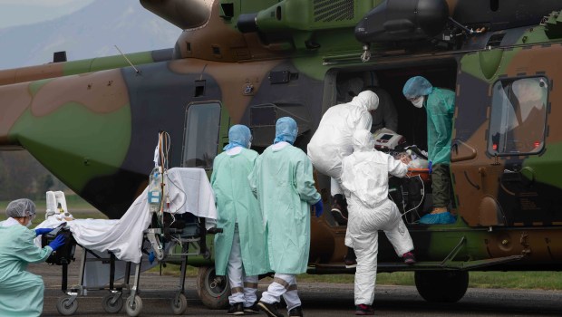 web2-resilience-army-coronavirus-afp-000_1q95li.jpg