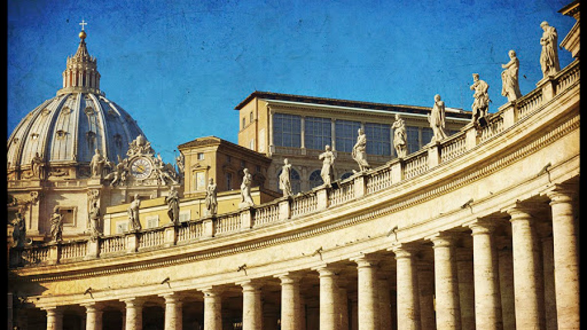 Place Saint-Pierre, au Vatican.