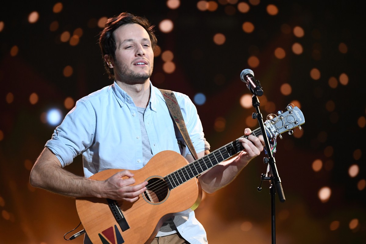 {"rendered":"Ces papas stars qui prennent tr\u00e8s \u00e0 c\u0153ur leur r\u00f4le de p\u00e8re"}