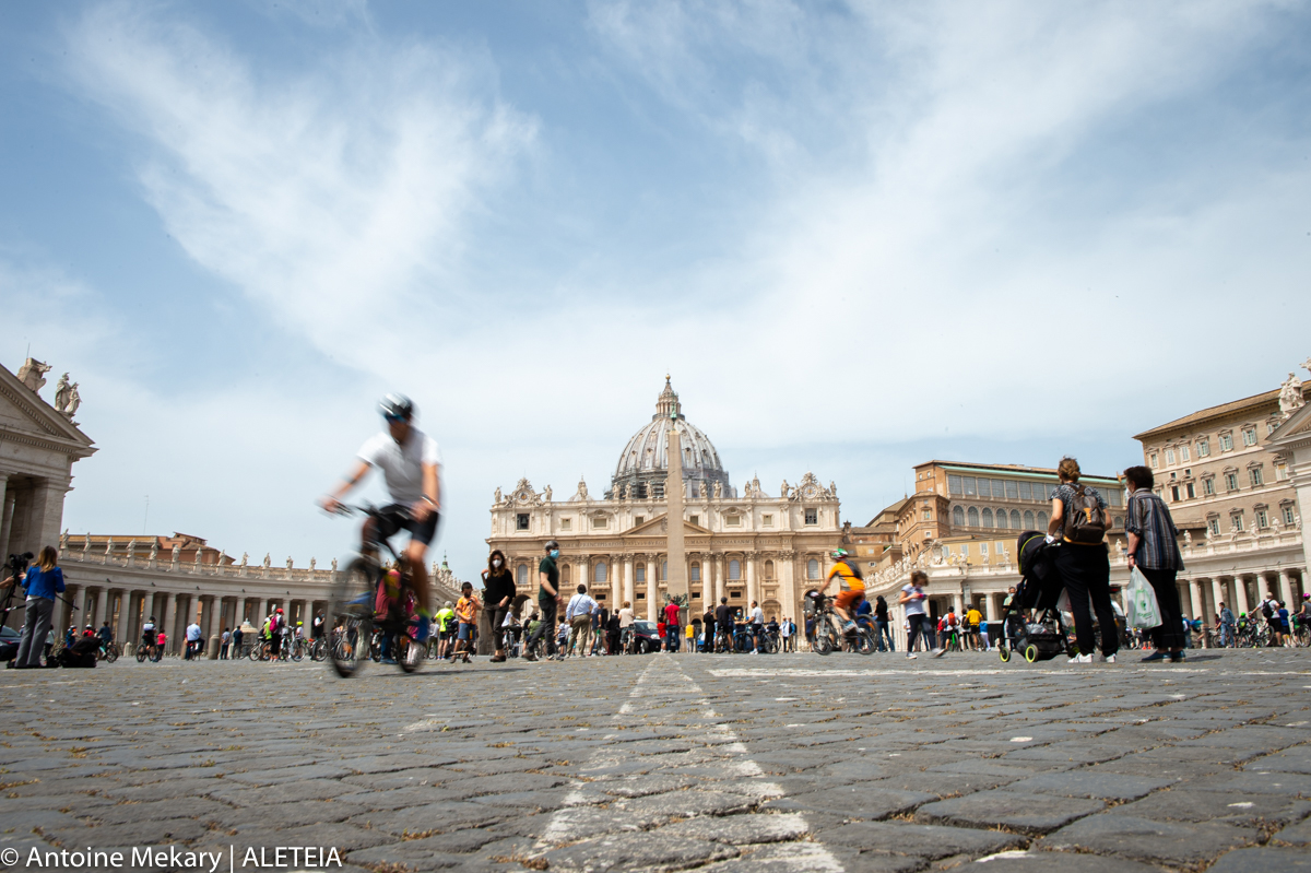 POPE ANGELUS