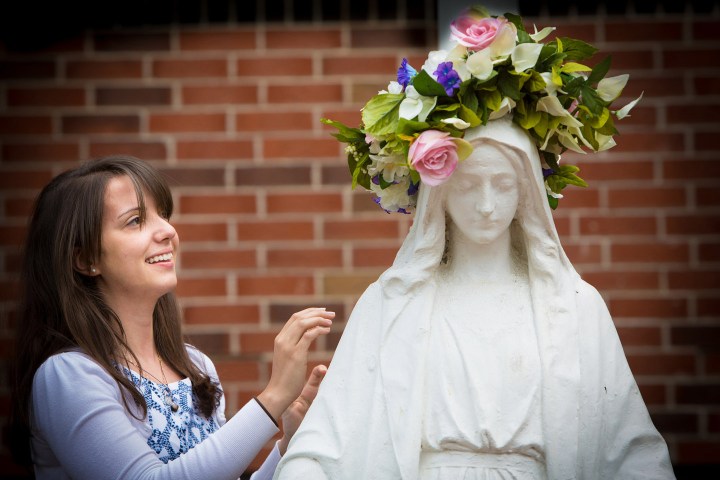 web-mary-flowers-crown-c2a9-george-martell-roman-catholic-archdiocese-of-boston-cc.jpg