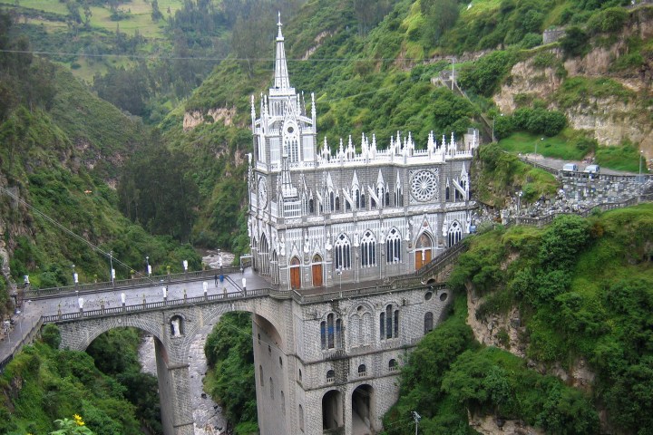 web-santuario-de-las-lajas-colombia-adampearse-cc.jpg