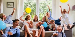 Cinderella, Nicolas et leurs enfants : de famille d’accueil à famille de cœur