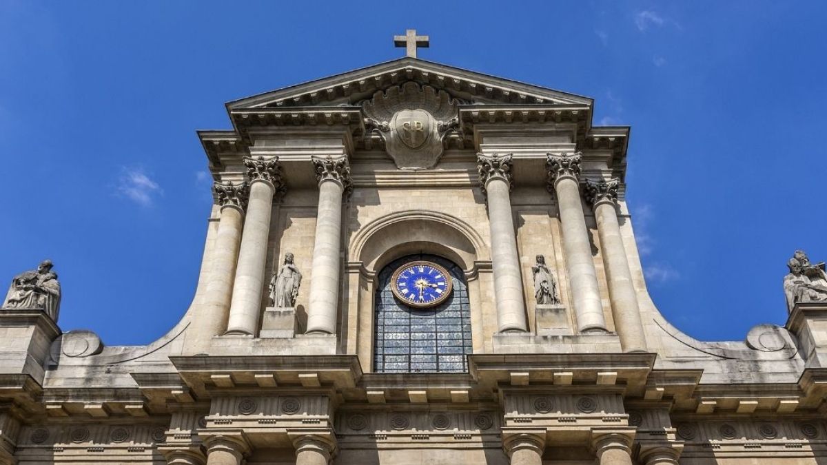 CHURCH-SAINT-ROCH-PARIS.jpg