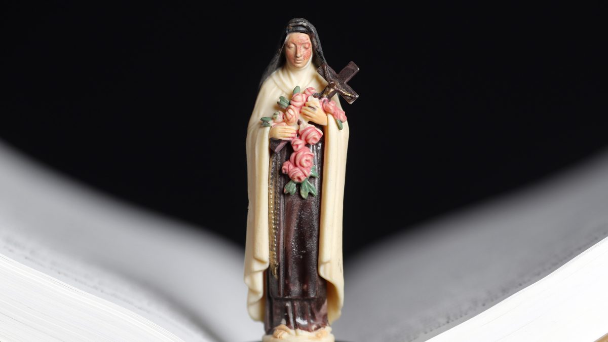 STATUE-THERESE-ENFANT-JESUS-e1601477304961.jpg
