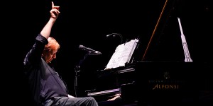 Wim Mertens, un compositeur inspiré par les vertus chrétiennes ?