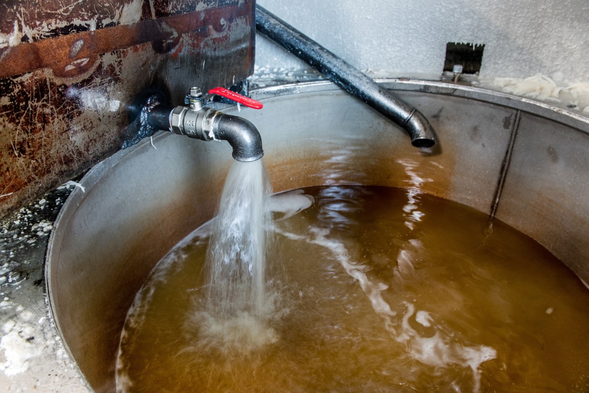 Les secrets de fabrication des cierges de Lourdes