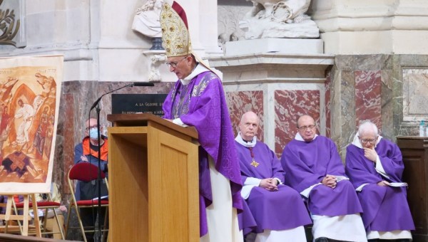 Mgr Dominique Rey - enterrement de Michael Lonsdale