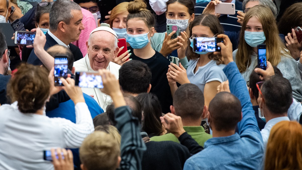 WEB2-AMOCT0720-POPE-FRANCIS-AUDIENCE-OCT.07-2020-Antoine-Mekary-ALETEIA-WEB2-AMOCT0720-POPE-FRANCIS-AUDIENCE-OCT.07-2020-Antoine-Mekary-ALETEIA-AM_3479.jpg