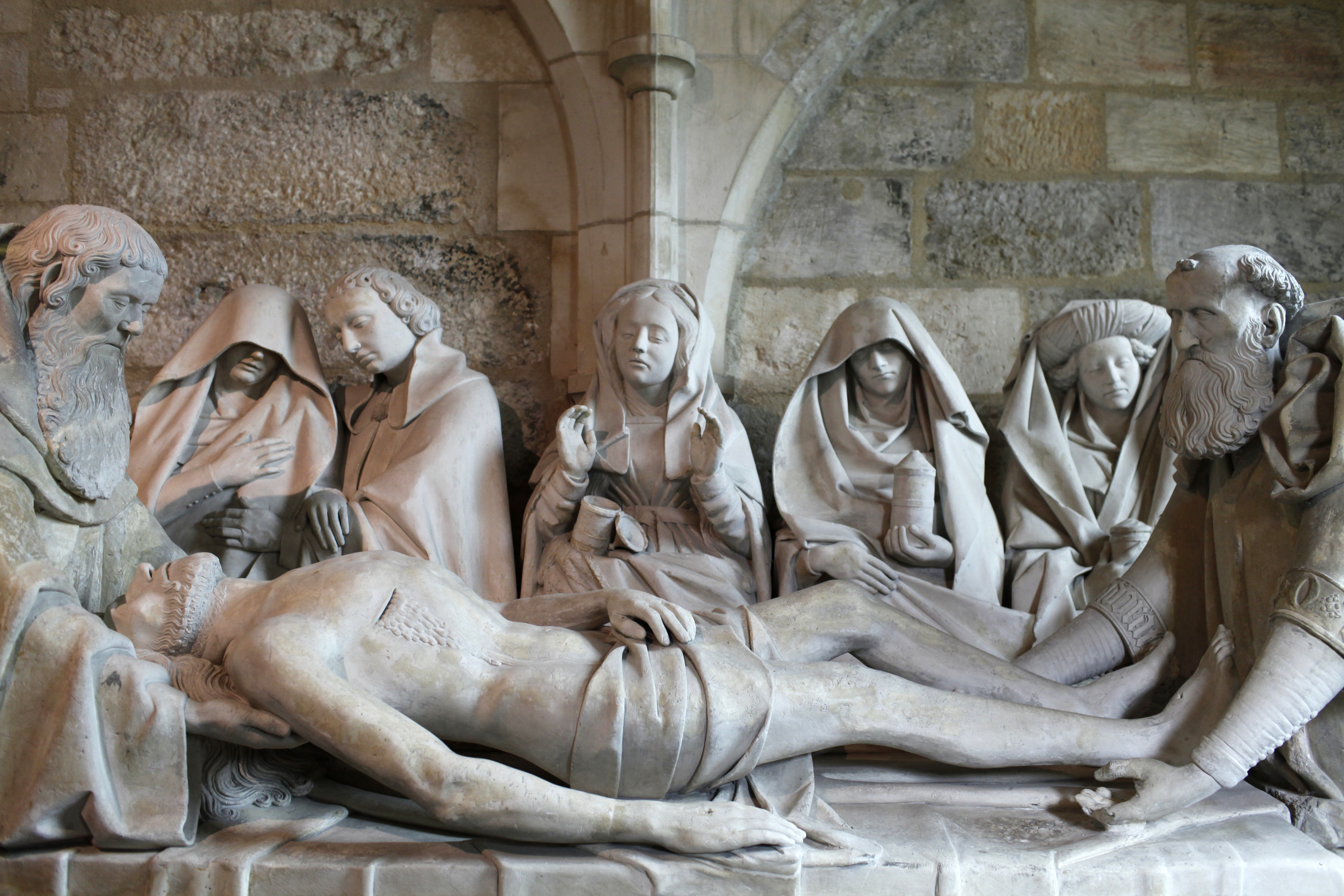 En images : les plus belles mises au tombeau de France