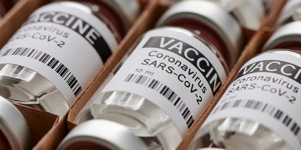 Pourquoi le Vatican soutient les vaccins contre le Covid-19 (Note publiée le 29 décembre 2020) WEB3-VACCINE-CORONAVIRUS-COVID-Shutterstock_1673662414