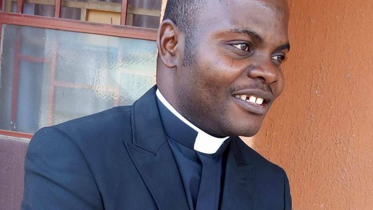 WEB2-PRIEST-NIGERIA-FACEBOOK.jpg