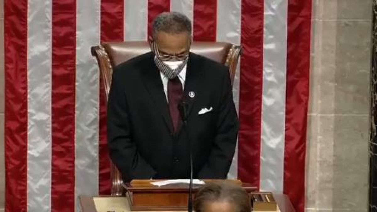 WEB2-AMERICAN-CONGRESS-CAPTURE-TWITTER.jpg