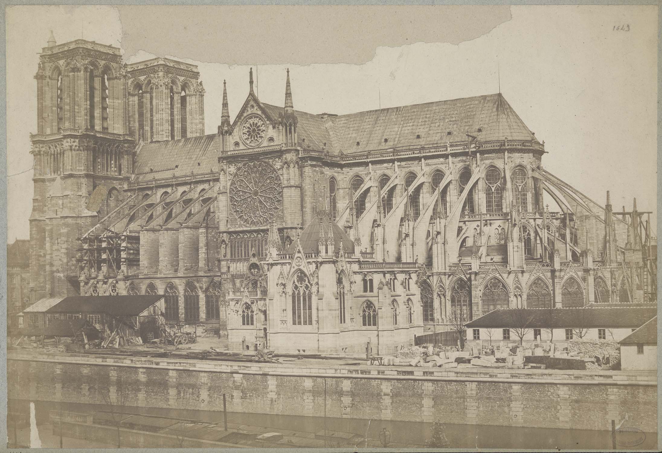 EN IMAGES Les Plus Anciennes Photos De Notre Dame De Paris en-images-les-plus-anciennes-photos-de-notre-dame-de-paris