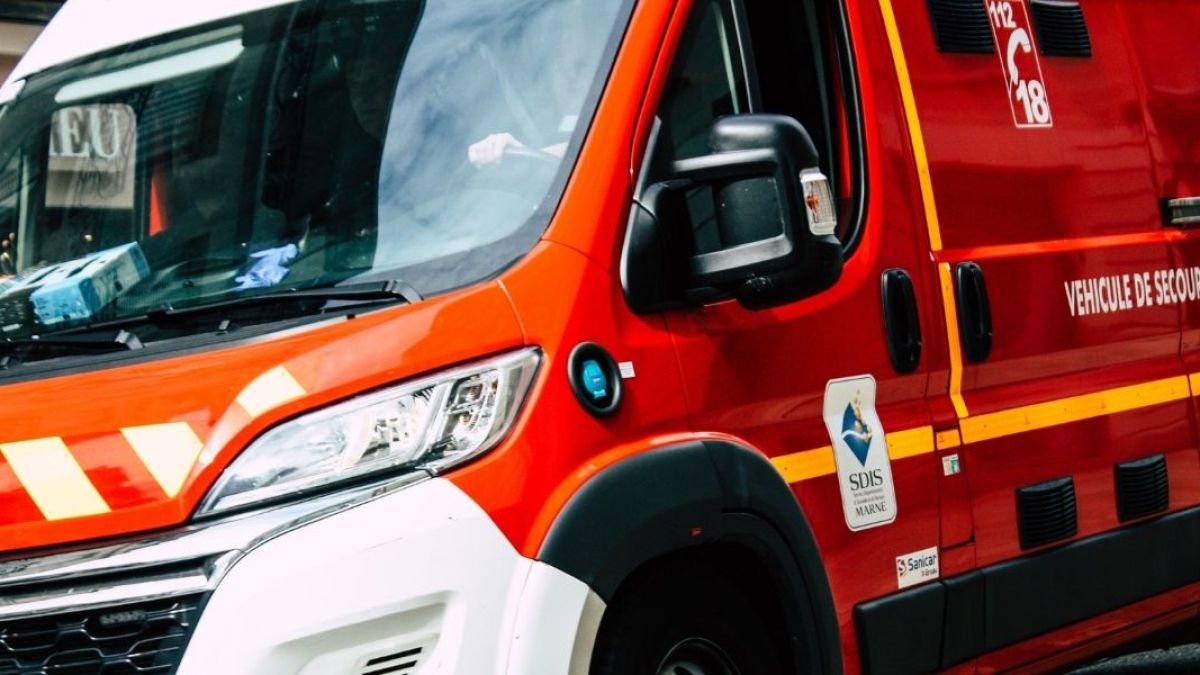 CAMION-DE-POMPIERS.jpg