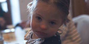 Le nouveau clip de Clo &amp; Tim : une ode émouvante à la différence