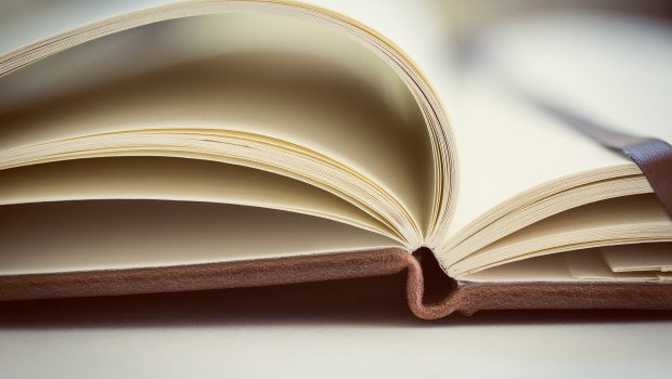 LIVRE OUVERT