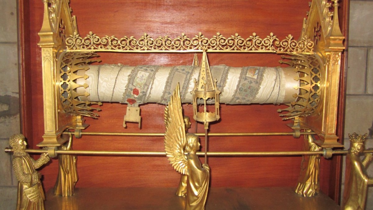 Reliquaire-ceinture-de-St-Joseph-002-1UNE-BEST.jpg
