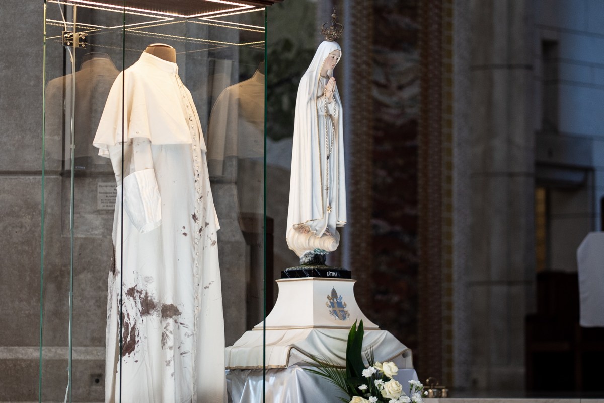 Soutane de Jean Paul II/attentat