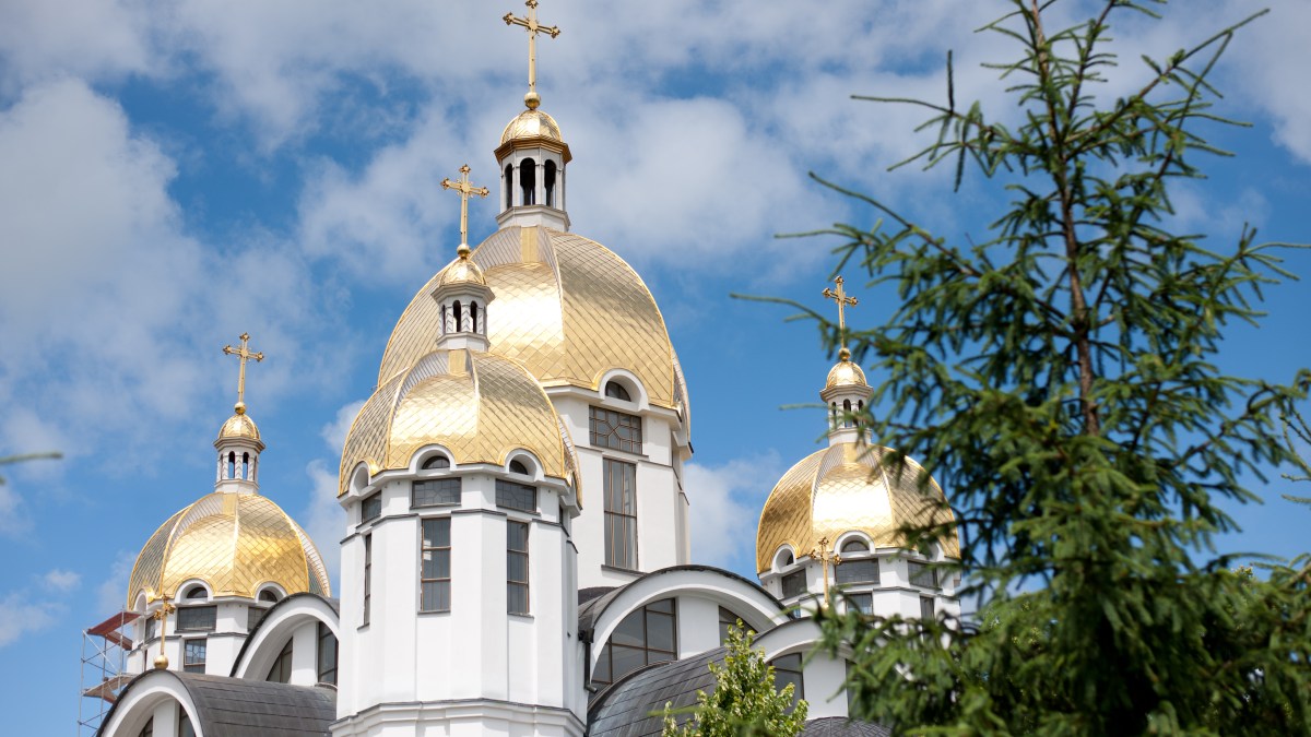 WEB2-UKRAINE-Zarvanytsya-shutterstock_1711329406.jpg