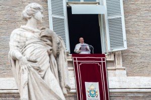 L’Eucharistie, un « médicament efficace » contre le repli sur soi, assure le Pape