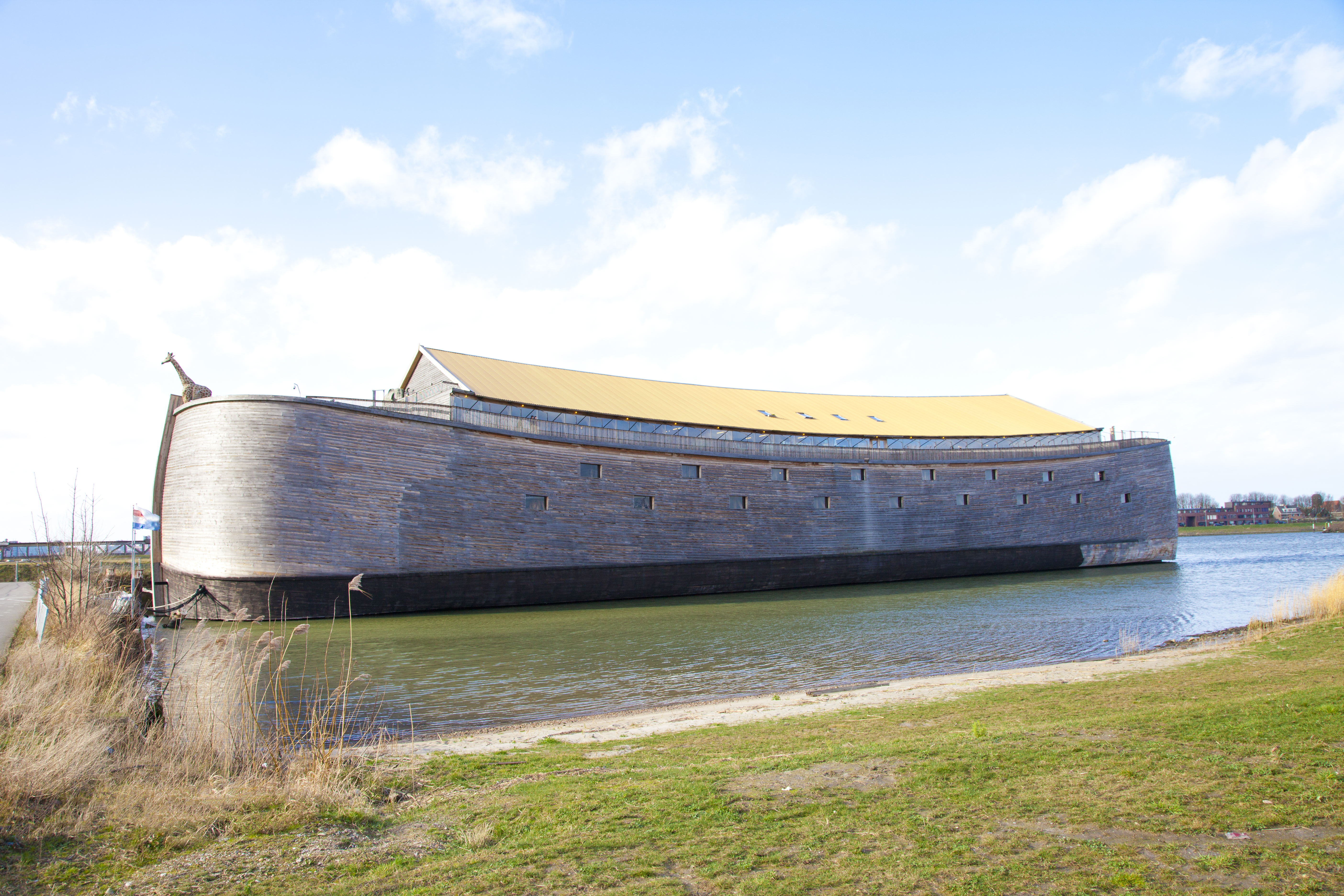 Aux Pays-Bas, la réplique exacte de l'arche de Noé