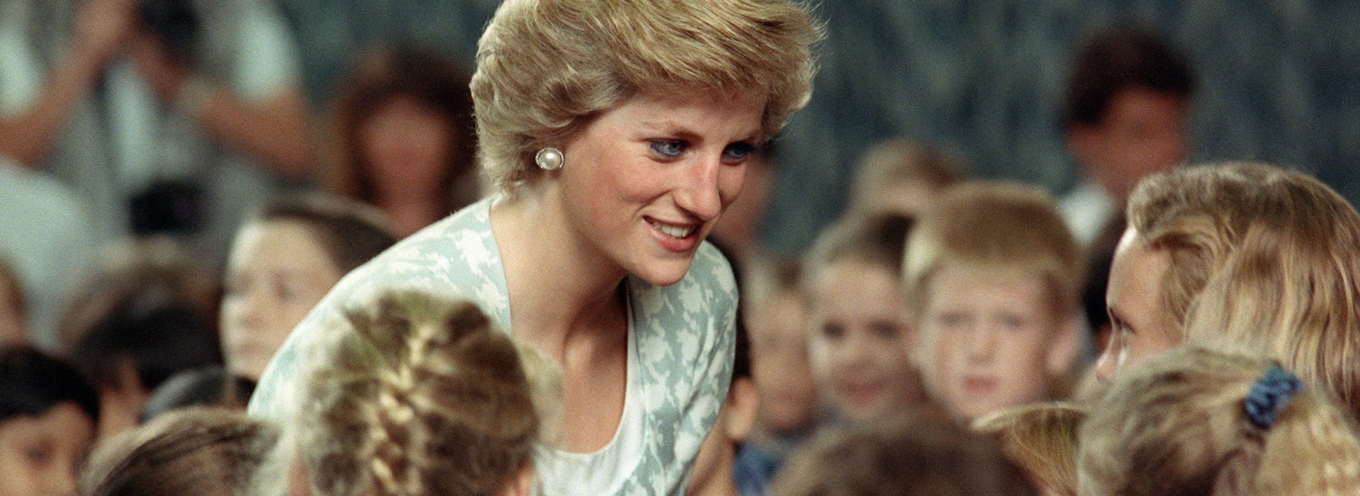 PRINCESS-OF-WALES-DIANA-JAKARTA-000_ARP1626726.jpg