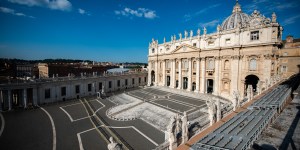 Dix fois où l’Église aurait dû disparaître, dix fois où l’Église s’est relevée