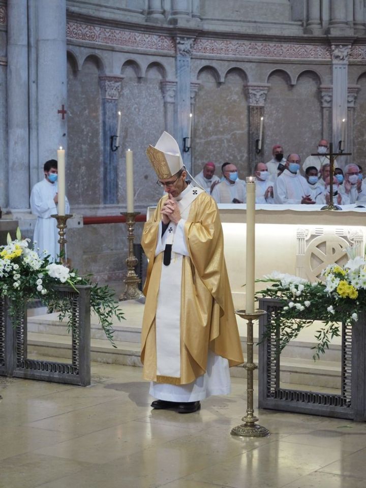 Pallium de Mgr de Germay