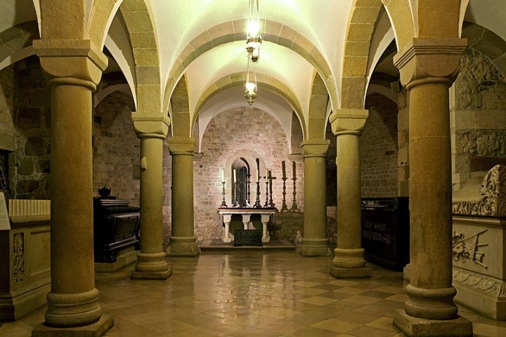 Crypte Saint-Léonard Wawel