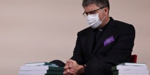 « Portez votre fardeau avec foi et espérance » : la lettre du Pape aux évêques de France