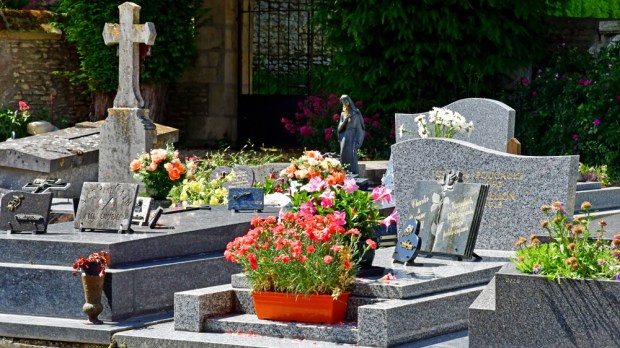 cimetière en France, tombes
