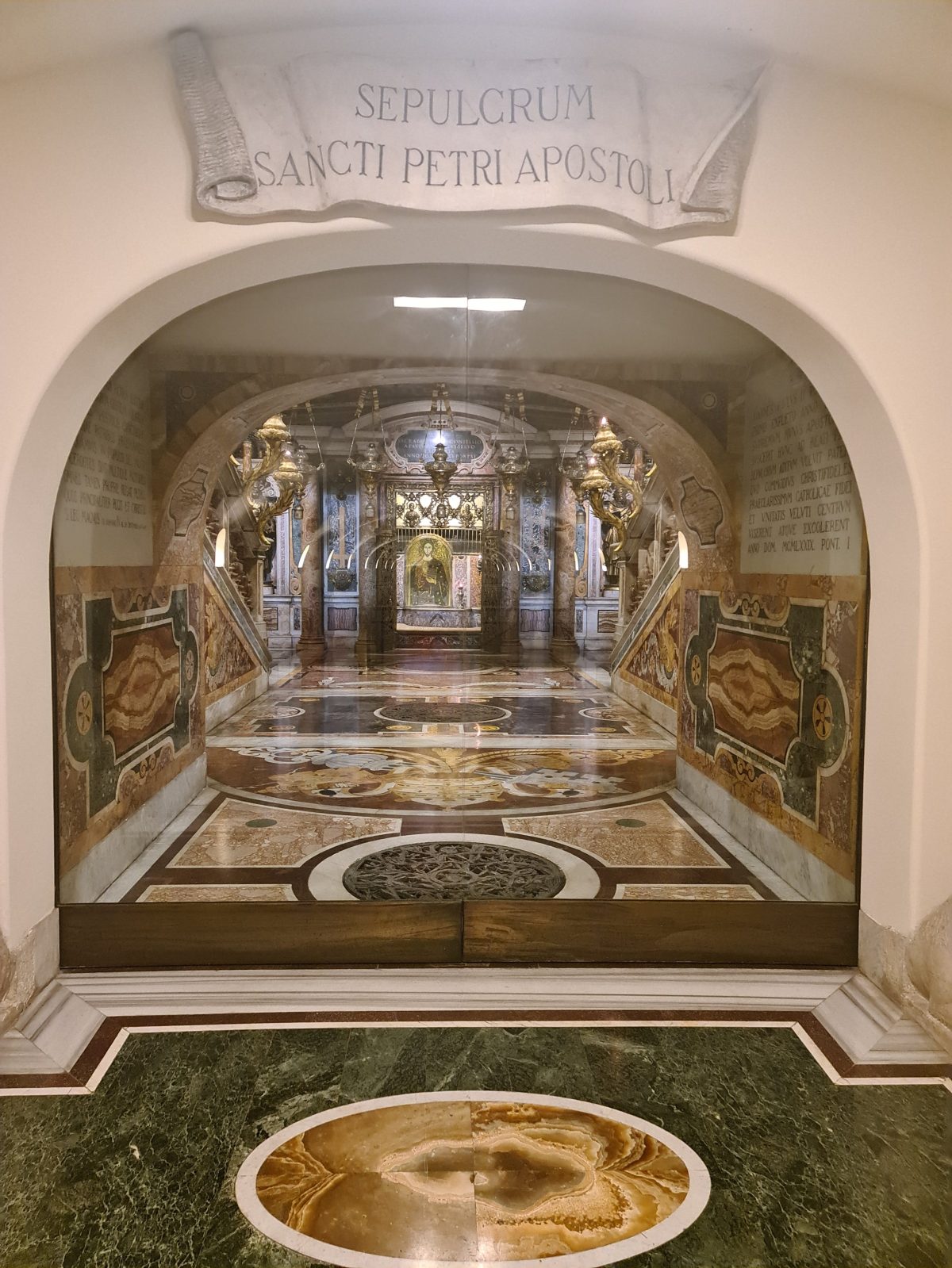 tombeau de saint pierre