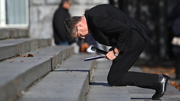 WEB2-LOURDES-Mgr Éric de Moulins-Beaufort-AFP-000_9R63V7.jpg