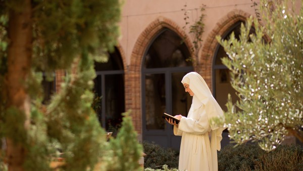 Chanoinesses de la Mère de Dieu à Azille (11)
