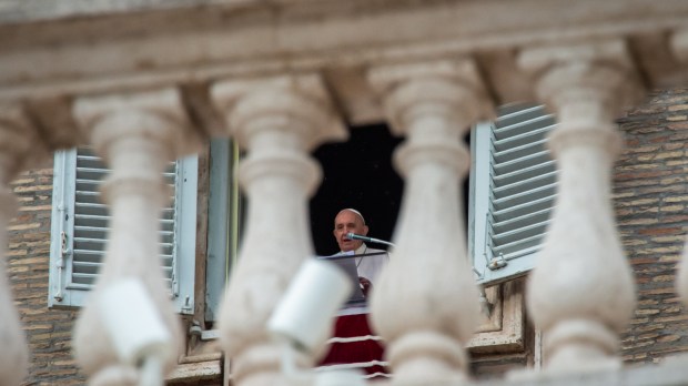 POPE-FRANCIS-ANGELUS