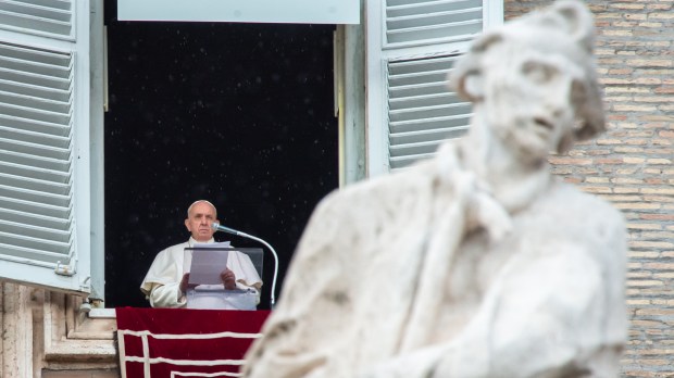 POPE-FRANCIS-ANGELUS